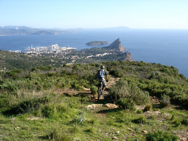 Descente sur la Garde : C'est parti pour une descente de folie!