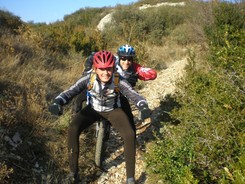 #4 Les gosses : Où qu Les gosses : Où qu'il est ton vélo ?
(photo Jean Pierre)