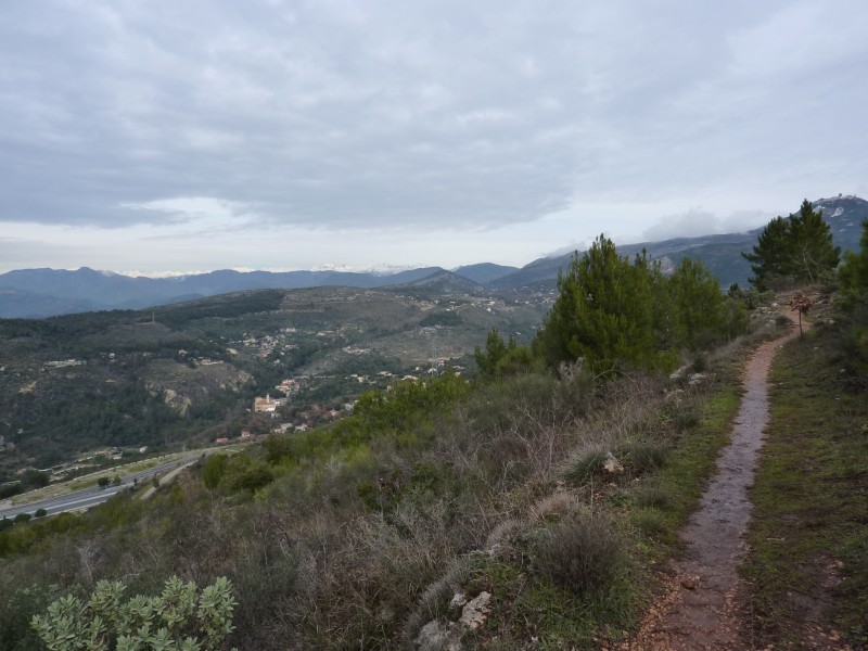 #5 Sentier de la Simboula : Sous un ciel bien gris Sentier de la Simboula : Sous un ciel bien gris