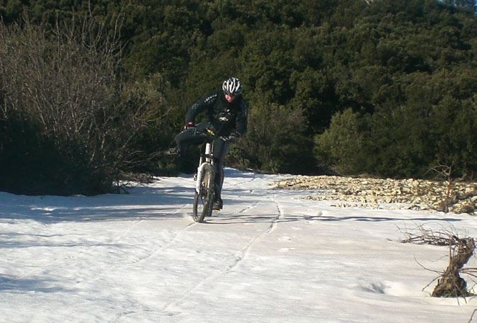 #2 Gilles sur neige : Ola!!! Ola!!! Comment cela va finir? Gilles sur neige : Ola!!! Ola!!! Comment cela va finir?