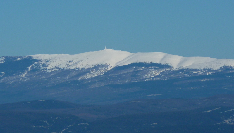 Montagne blanche : Pour ceux qui veulent aller skier ! (photo Santa)