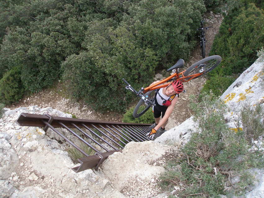 Mode via ferrata : Ca fait longtemps qu'on y pensait