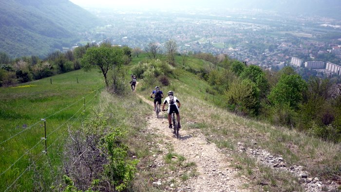 #7 Descente : La horde est à donf dans le sec! C Descente : La horde est à donf dans le sec! C'est des malades...