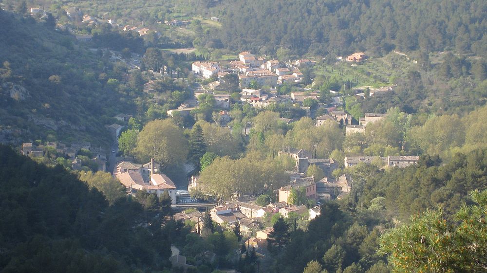 Fontaine de Vaucluse : encore endormie