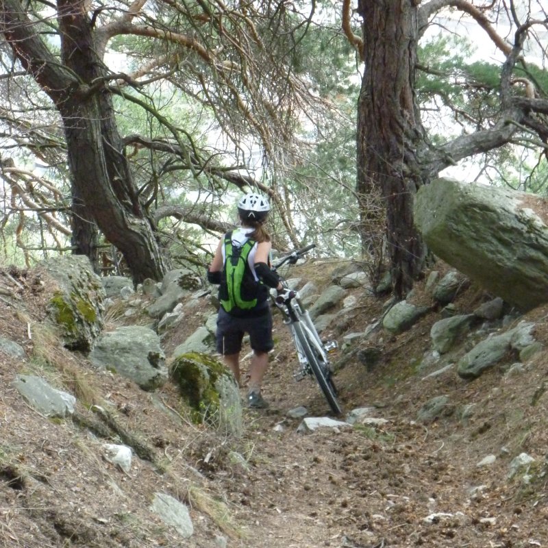 #5 Bas de Loutraz : ça fait un peu penser au chemin creux de la sarthe Bas de Loutraz : ça fait un peu penser au chemin creux de la sarthe