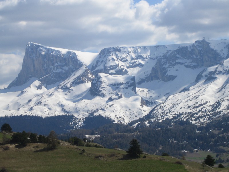 #1 Pic de Bure : encore un peu de Neige Pic de Bure : encore un peu de Neige