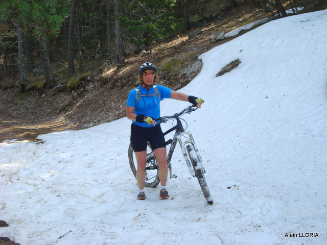 #7 Cirque d Cirque d'Archiane : La neige est au rendez vous, le départ de la descente de Côte chèvre sera difficile à trouver !