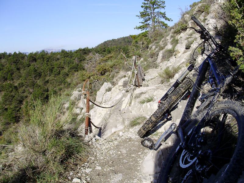 #3 Montée vers Champerus : ça devient très technique par la suite ! Montée vers Champerus : ça devient très technique par la suite !