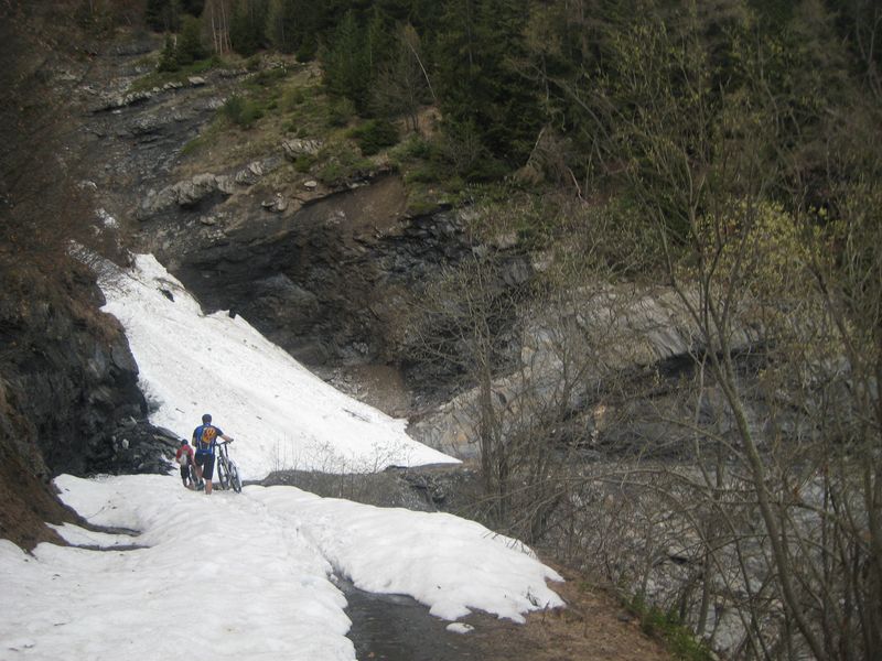 #3 Enneigé ! : Encore quelques langues de neige entre Vilalrd Notre Dame et Villard Reymond Enneigé ! : Encore quelques langues de neige entre Vilalrd Notre Dame et Villard Reymond