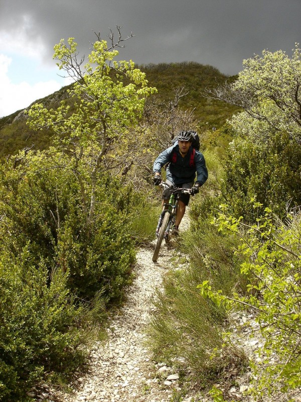 Jour 2: Descente diabolique : ... du col de Saint-Ange