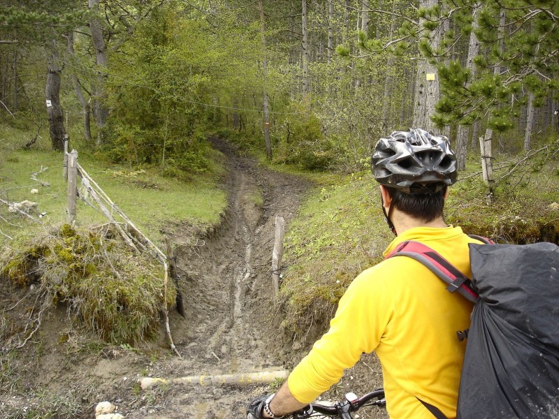 Jour 2: Encore du gras : Le col de Saint-Ange, c'est par là...!