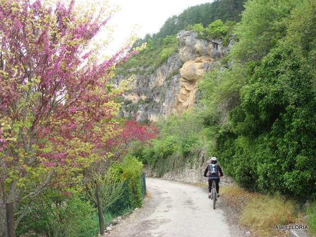 #1 Châtillon en Diois : Départ de Châtillon en Diois Châtillon en Diois : Départ de Châtillon en Diois