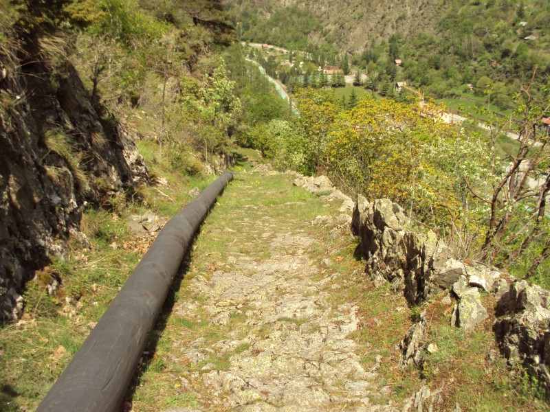 #13 descente : descente a cote du pipe line descente : descente a cote du pipe line