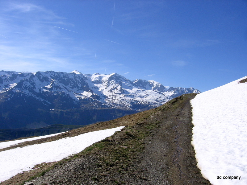 #3 Piste : ça sent le poussage et les pieds mouillés! Piste : ça sent le poussage et les pieds mouillés!