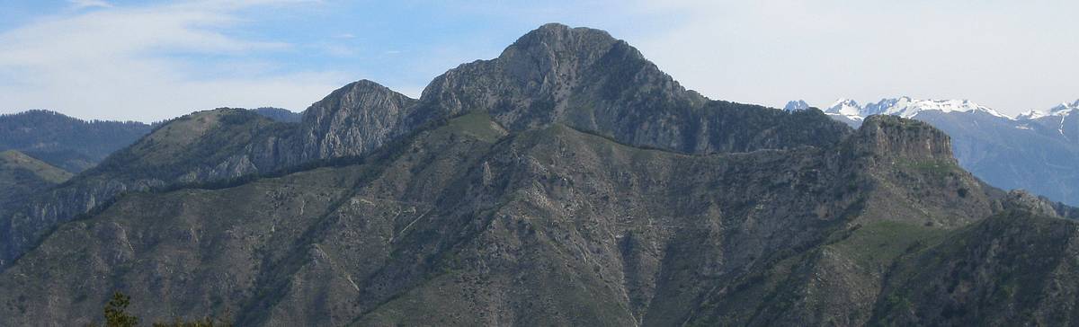 Vue depuis la Madone : sur la traversée du Castel Gineste et le Brec