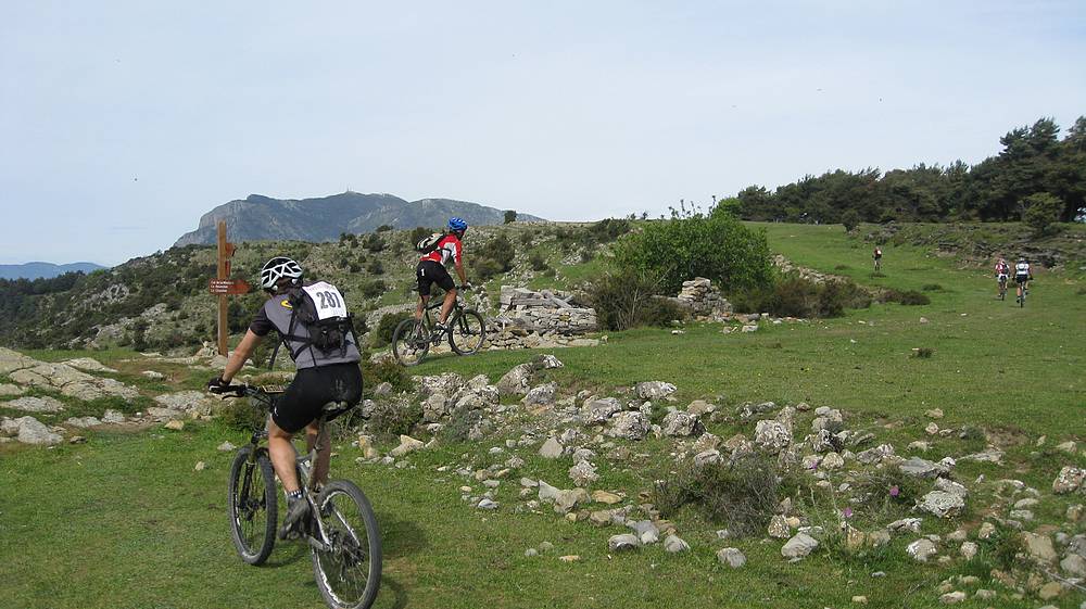 #19 Balise 105 : Petite remontée avant la plongée sur le Cros Balise 105 : Petite remontée avant la plongée sur le Cros