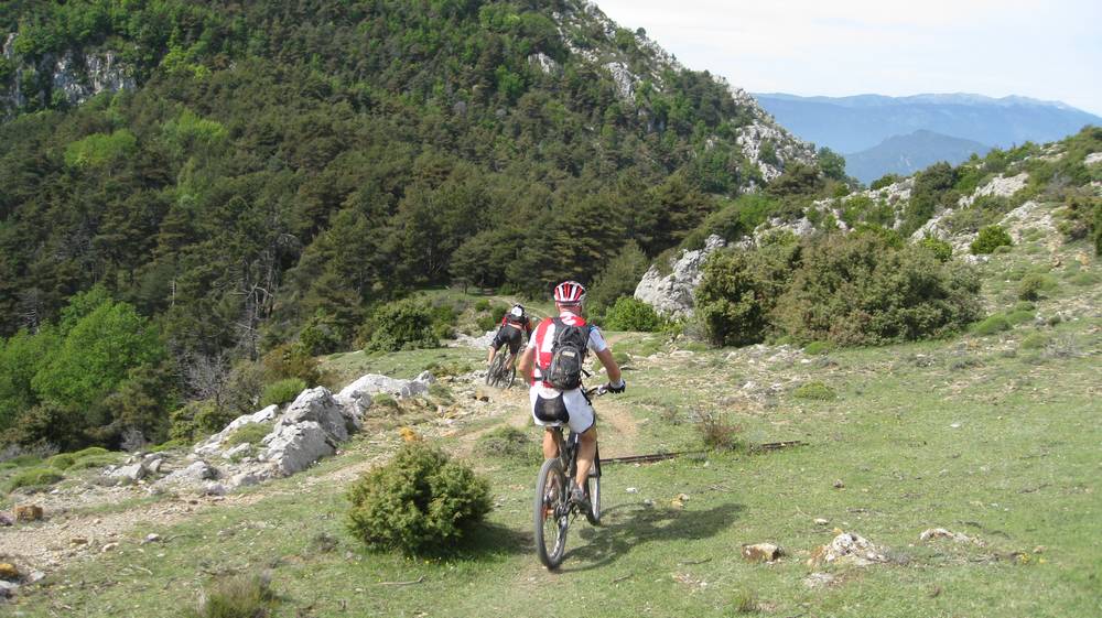 Descente du Cros : Le départ très roulant