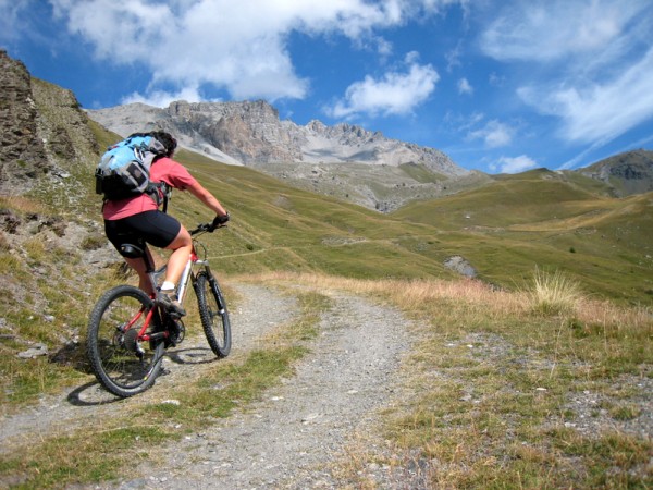 #1 Col de Péas : La montée efficace par la piste des bergeries de Péas Col de Péas : La montée efficace par la piste des bergeries de Péas