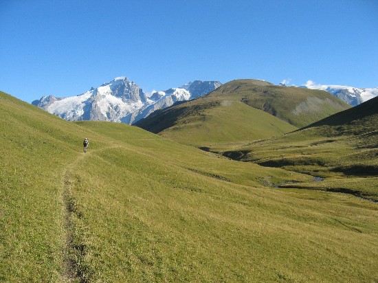 En chemin vers Rif Tort : Le plateau d'Emparis, quelque part en Asie Centrale...