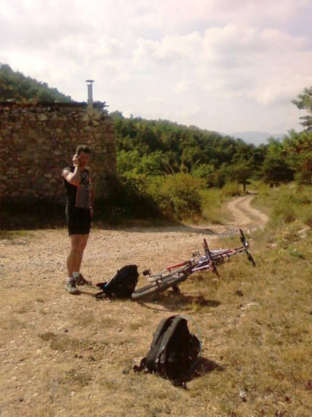 #5 Allo ??? : Marc qui appelle Maurice pour trouver le départ du sentier ... Merci Maurice Allo ??? : Marc qui appelle Maurice pour trouver le départ du sentier ... Merci Maurice