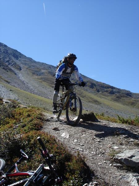 Descente du Col de Mille : Seb dans la descente du col de Mille