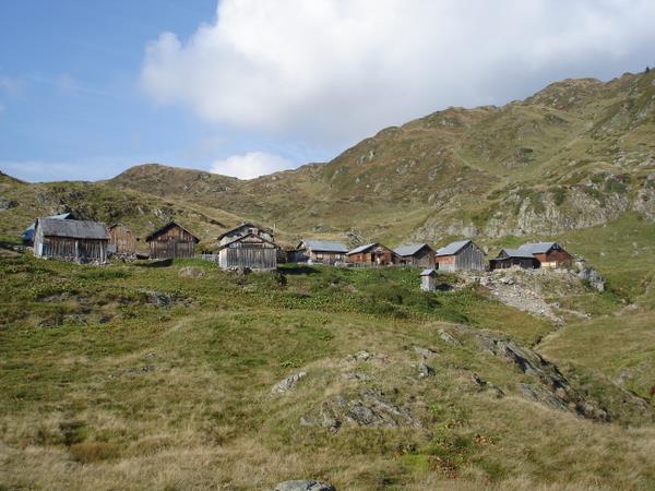 #10 Chalets de Pormenaz Chalets de Pormenaz
