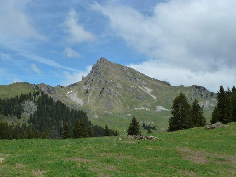 #1 Pte de Chalune : Pte de Chalune depuis le Praz de Lys Pte de Chalune : Pte de Chalune depuis le Praz de Lys
