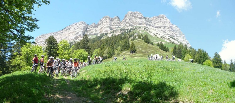 Habert de chameuchaude : 60 vttistes sur fond de Chamechaude