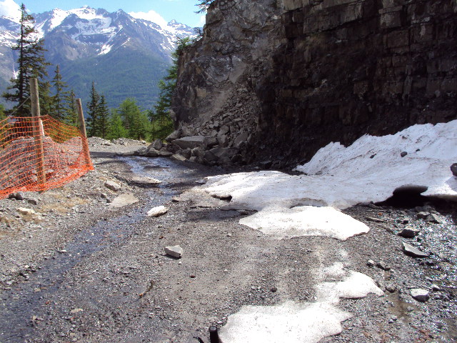 #7 piste : encore un peu de neige piste : encore un peu de neige