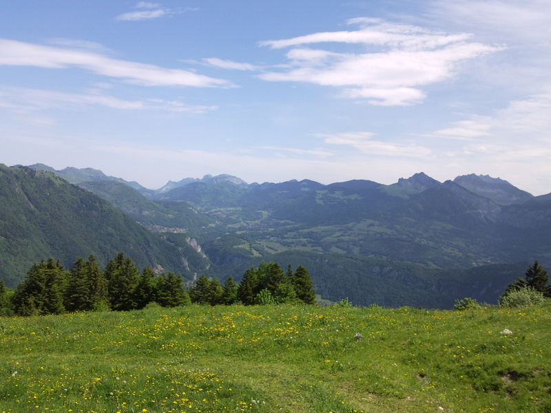 Arrivé à l'Ecutieux : Jolie vue sur le Chablais