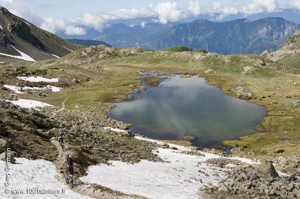 lac rond : lac rond avant le col de veillos