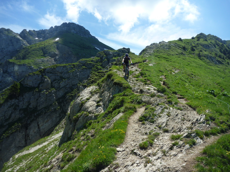 #11 Et la gentille descente : ce laisse descendre Et la gentille descente : ce laisse descendre