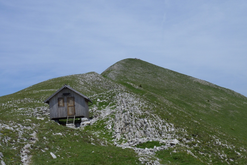 #1 cabanne : et le Jocou derriere cabanne : et le Jocou derriere