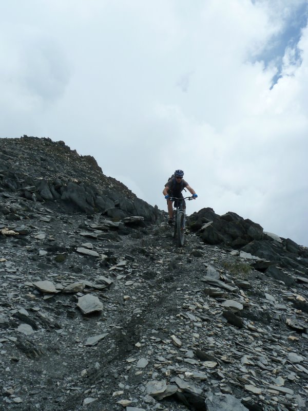 #12 Pic du Mas de la Grave : Sous le sommet Pic du Mas de la Grave : Sous le sommet