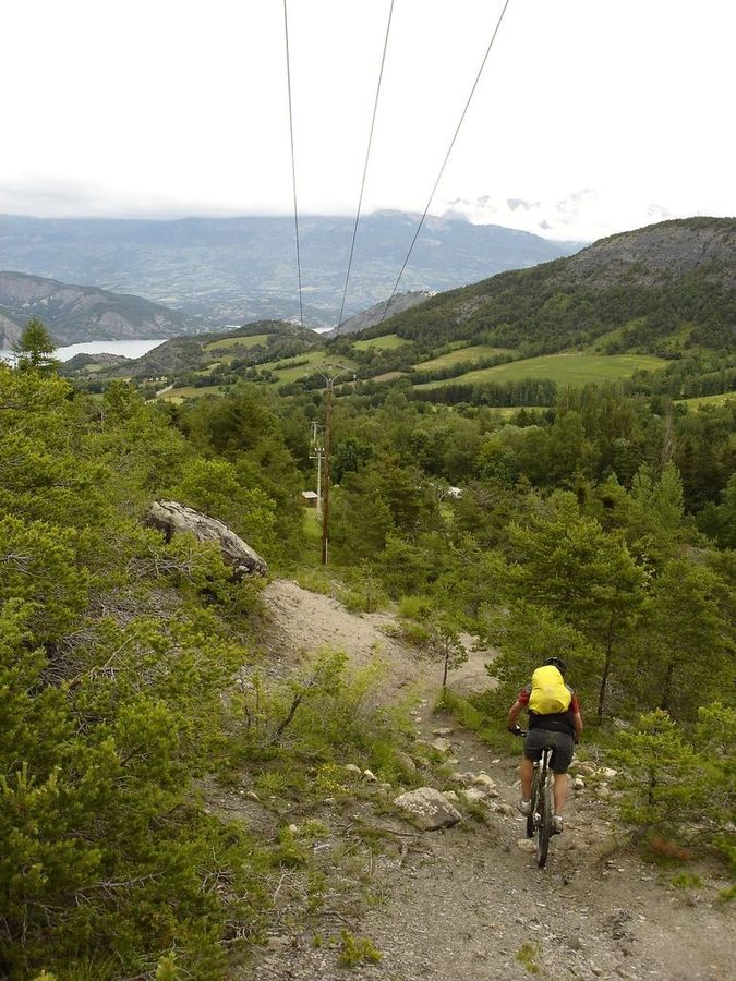 Jour 4: Tyrolienne : Sous la Rouvière, sentier bien sympa