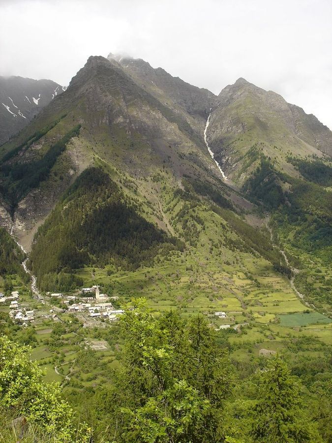 Jour 1: village : Réallon sous la Tête d'Eslucis et le Cros de Coni