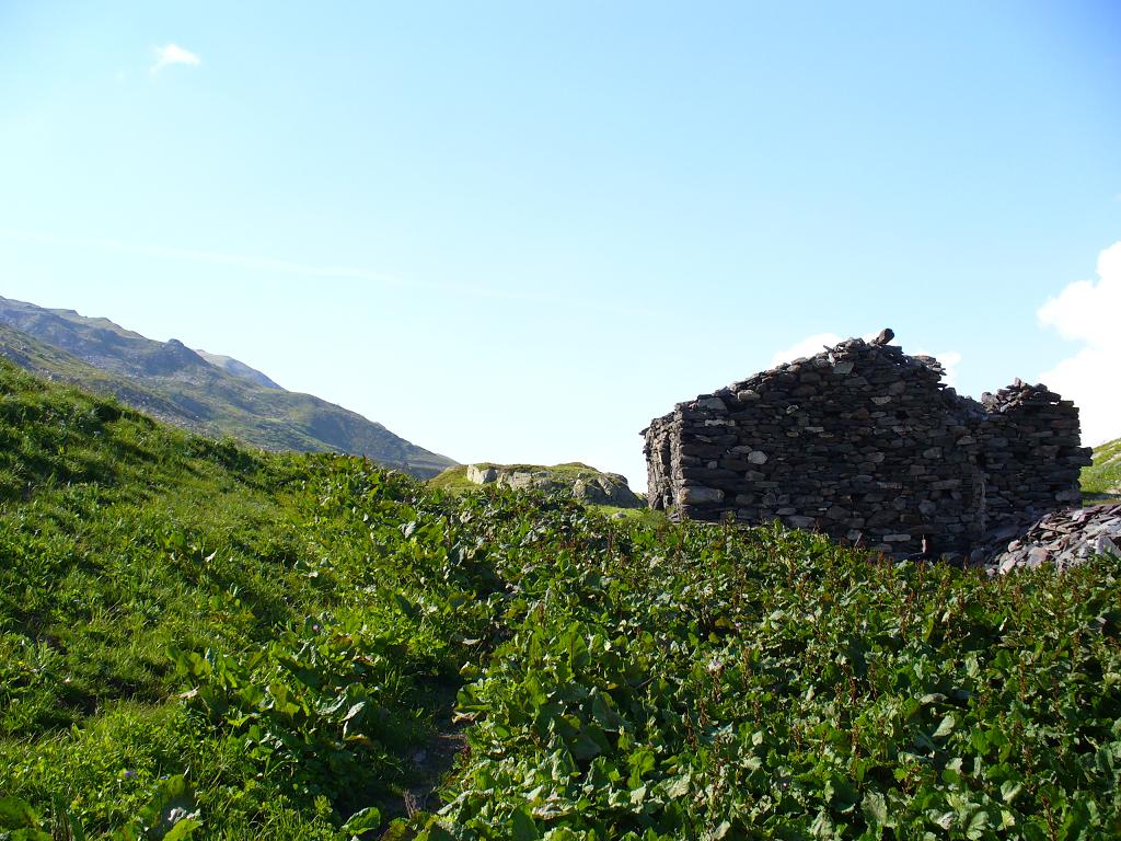 Les Arendiers : Ruines