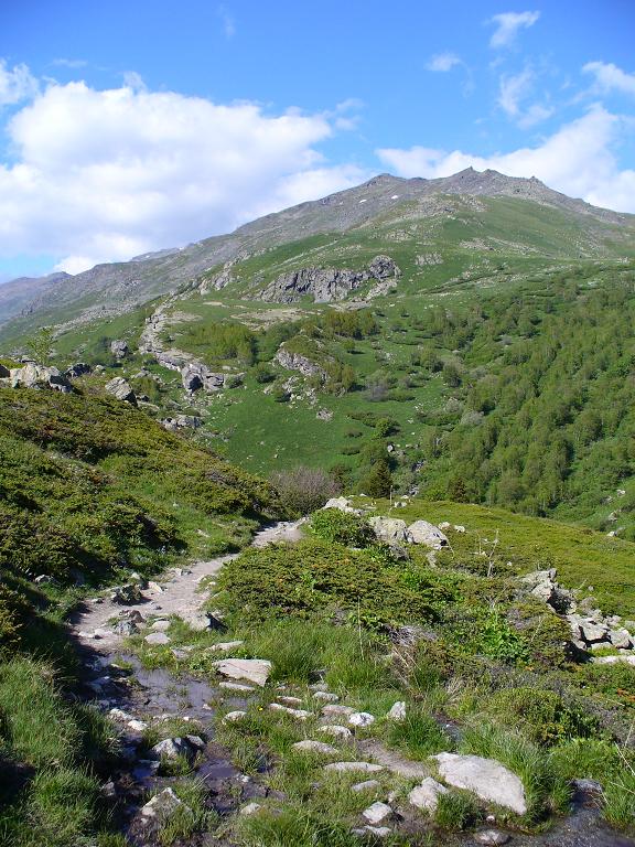 #23 Sentier Descente : ... menant au 2ème objectif du jour Valmeinier Sentier Descente : ... menant au 2ème objectif du jour Valmeinier