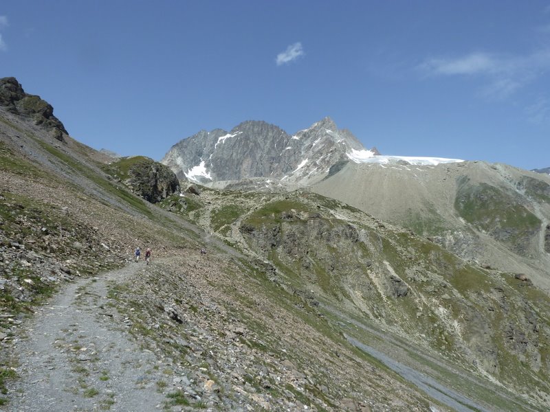 Aiguilles Rouges : Montée à la cabane sous les Aig. Rouges d'Arolla