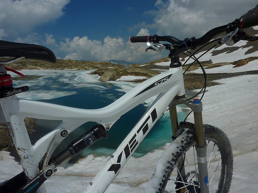 #5 Lac du milieu : Abominable vélo des neiges Lac du milieu : Abominable vélo des neiges