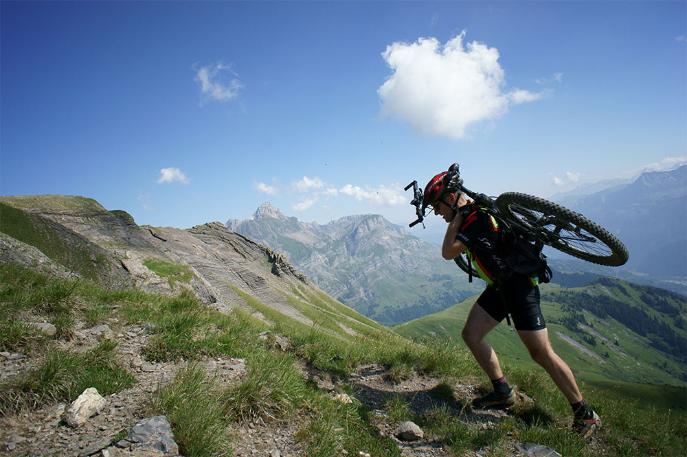 #6 Sommet en vue : 200m de portage pour finir Sommet en vue : 200m de portage pour finir