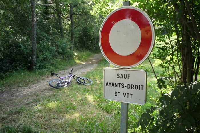 #2 Pas interdit : Il faut le signaler pour une fois qu Pas interdit : Il faut le signaler pour une fois qu'on est les bienvenues ;-)