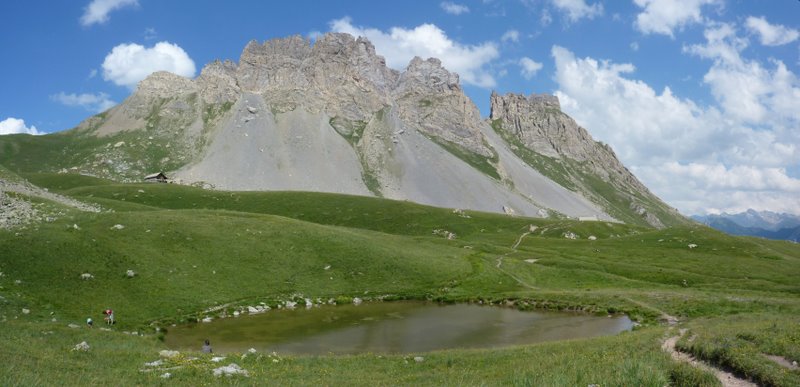 Lac juste avant le refuge : Mignon