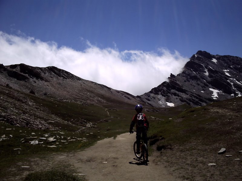 Col Vieux : Deuxième passage. La nebbia intrique Tim-O