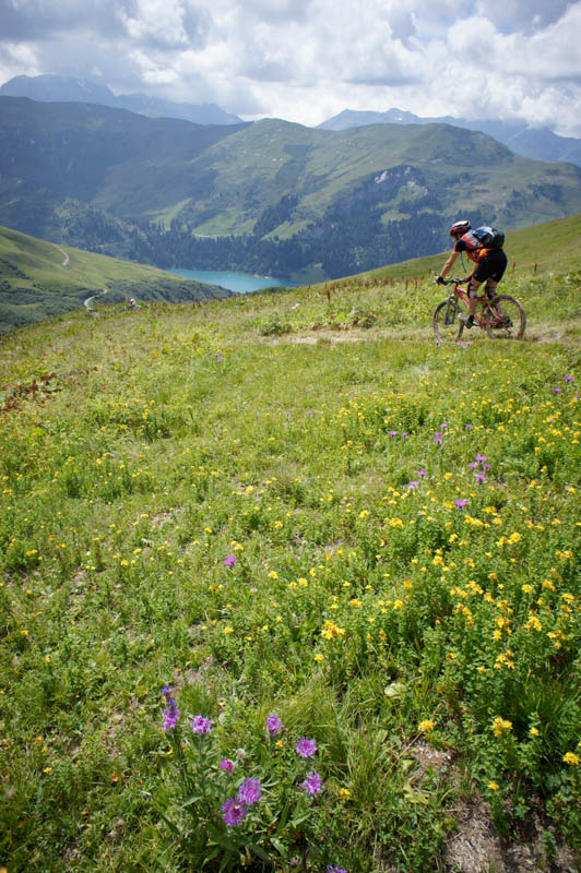 Lac de Roselend : Tof se régale