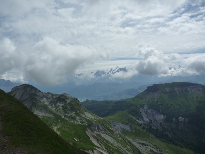 #5 Vue ennuagée : sur le massif du Mt Blanc Vue ennuagée : sur le massif du Mt Blanc