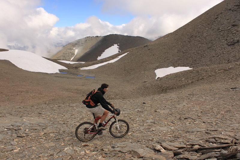#8 JG ride l JG ride l'arrête : et là c'est le drame: le vent va nous refroidir juste le temps de le dire