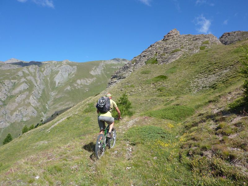#1 Traversée : Beau sentier mais pas non plus tout lisse. Traversée : Beau sentier mais pas non plus tout lisse.