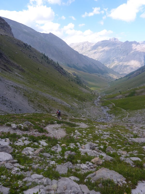 Au milieu de la descente : La section cassante