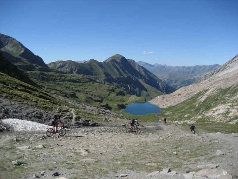 #15 Col vieux : L Col vieux : L'ultime descente de la journée, du raid, mais aussi la descente ultime du raid ?